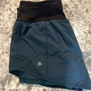 lululemon athletica Women's Black and Navy Athletic Shorts